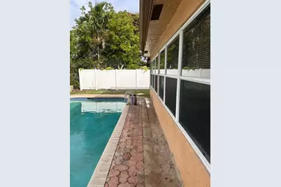 2688 NW 118th Dr, Coral Springs, FL 33065 - Photo 15