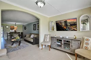 9821 Sunrise Lakes Blvd, Sunrise, FL 33322 - Photo 7