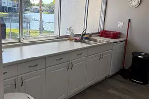 21 Jacaranda Dr, Plantation, FL 33324 - Photo 29