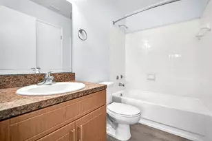 6881 NW 173rd Dr Unit, Hialeah, FL 33015 - Photo 13