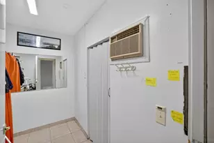 10638 NW 7th St, Pembroke Pines, FL 33026 - Photo 77