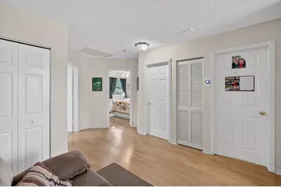 10638 NW 7th St, Pembroke Pines, FL 33026 - Photo 51