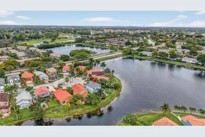 10638 NW 7th St, Pembroke Pines, FL 33026 - Photo 91