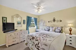 10638 NW 7th St, Pembroke Pines, FL 33026 - Photo 53