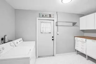 1571 Riverland Rd, Fort Lauderdale, FL 33312 - Photo 15