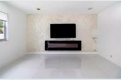 12693 NW 9th St, Coral Springs, FL 33071 - Photo 11