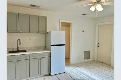 1095 SE 22nd Ave, Unit #8, Pompano Beach, FL 33062 - Photo 1