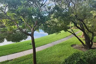 10749 Cleary Blvd Unit, Plantation, FL 33324 - Photo 11