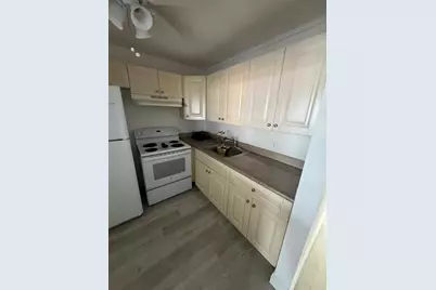 295  Newport T, Unit #295, Deerfield Beach, FL 33442 - Photo 9