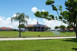 295 Newport T, Deerfield Beach, FL 33442 - Photo 25