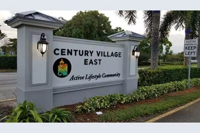 295 Newport T #295, Deerfield Beach, FL 33442 - Photo 1