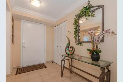 200 SE 5th Ave, Unit #505, Dania Beach, FL 33004 - Photo 11