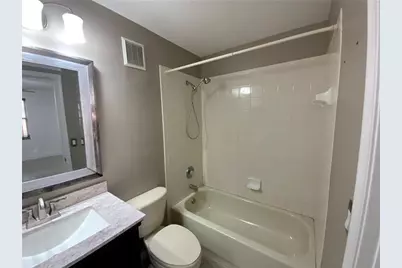 6739  Sienna Club Dr, Lauderhill, FL 33319 - Photo 17