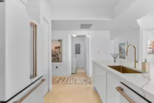 350 SE 2nd St, Fort Lauderdale, FL 33301 - Photo 3