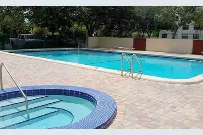 2401  Riverside Dr, Unit #212B, Coral Springs, FL 33065 - Photo 9