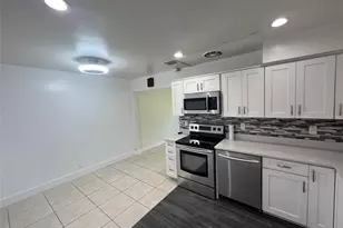 2648 Cleveland St, Hollywood, FL 33020 - Photo 9