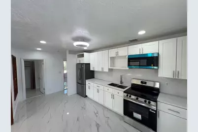 2648  Cleveland St, Unit #2, Hollywood, FL 33020 - Photo 9