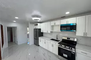 2648 Cleveland St, Hollywood, FL 33020 - Photo 9