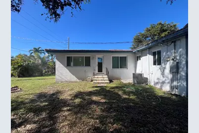 2648  Cleveland St, Unit #2, Hollywood, FL 33020 - Photo 3