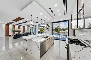 2581 NE 50th St, Lighthouse Point, FL 33064 - Photo 23