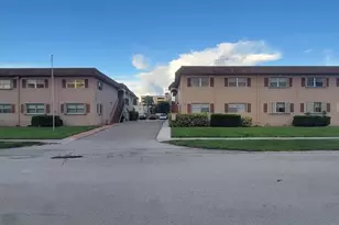 600 SW 2nd Ave, Boca Raton, FL 33432 - Photo 1