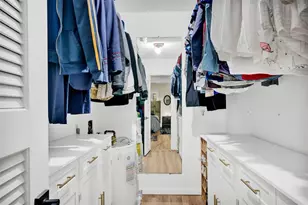 351 NE 19th Pl, Wilton Manors, FL 33305 - Photo 15