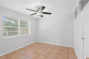 806 NE 23 Dr Unit, Wilton Manors, FL 33305 - Photo 13