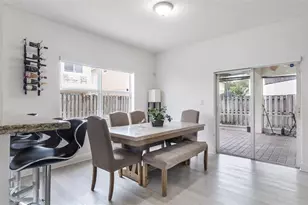 7479 NW 17th Dr, Pembroke Pines, FL 33024 - Photo 15