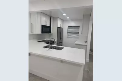 5515  Lakewood Cir, Unit #115, Margate, FL 33063 - Photo 9