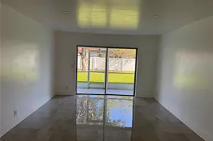 5515 Lakewood Cir Unit, Margate, FL 33063 - Photo 7