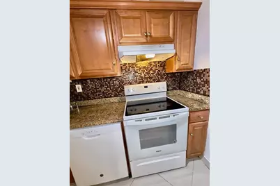 1021 NW 45th Street, Unit #4, Deerfield Beach, FL 33064 - Photo 17