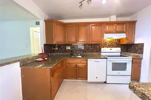 1021 NW 45th St, Deerfield Beach, FL 33064 - Photo 27