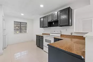 8797 NW 35th St, Coral Springs, FL 33065 - Photo 11
