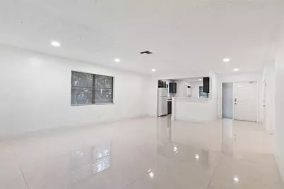 8797 NW 35th St, Coral Springs, FL 33065 - Photo 9