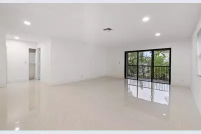 8797 NW 35th St, Coral Springs, FL 33065 - Photo 7