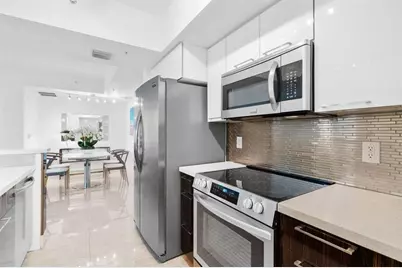 347 N New River Dr, Unit #602, Fort Lauderdale, FL 33301 - Photo 9