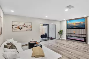 1381 NW 99th Ave, Pembroke Pines, FL 33024 - Photo 27