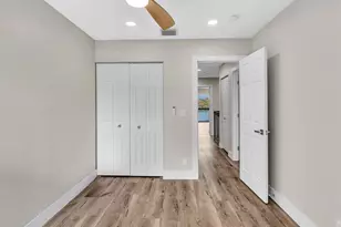 1381 NW 99th Ave, Pembroke Pines, FL 33024 - Photo 63