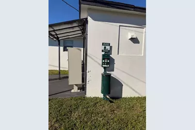 1875  40th Ave, Unit #4, Vero Beach, FL 32960 - Photo 13