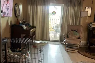 1210 NW 100th Ave, Pembroke Pines, FL 33024 - Photo 9