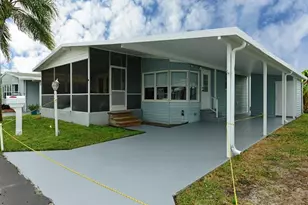 3389 Lake Overlook Pl, Lake Worth, FL 33462 - Photo 3