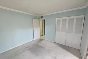 2214 S Cypress Bend Dr, Pompano Beach, FL 33069 - Photo 5