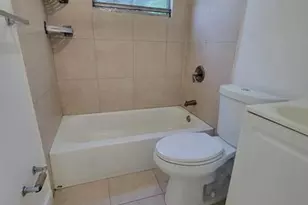 1853 NW 5th St, Miami, FL 33125 - Photo 5