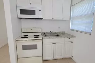 1853 NW 5th St, Miami, FL 33125 - Photo 3