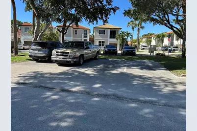 14251 NW 83rd Ave, Hialeah, FL 33016 - Photo 3