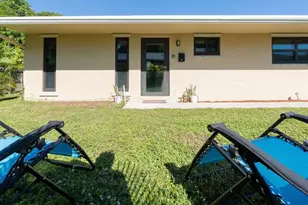 813 NW 12th Ave, Dania Beach, FL 33004 - Photo 9