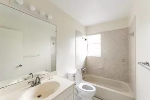 5870 NW 16th Pl, Sunrise, FL 33313 - Photo 7