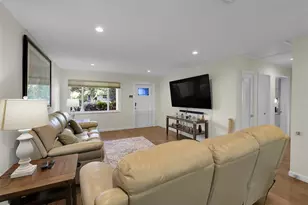 4300 NW 12th Dr, Deerfield Beach, FL 33064 - Photo 3