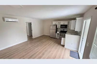 800  Moffett St, Unit #4, Hallandale Beach, FL 33009 - Photo 1