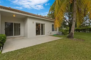 4652 SW 13th St, Deerfield Beach, FL 33442 - Photo 35